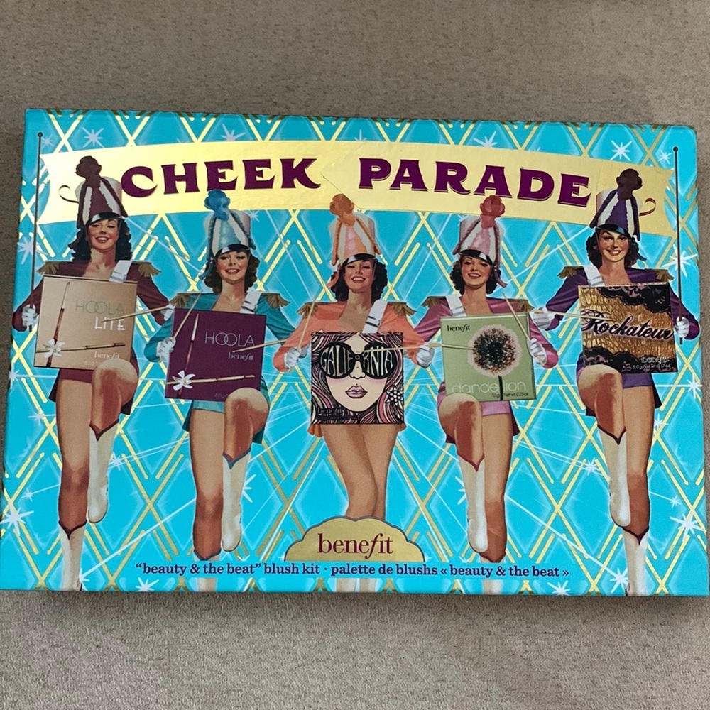 Benefit CHEEK PARADE “beauty & the beat” blush kit
